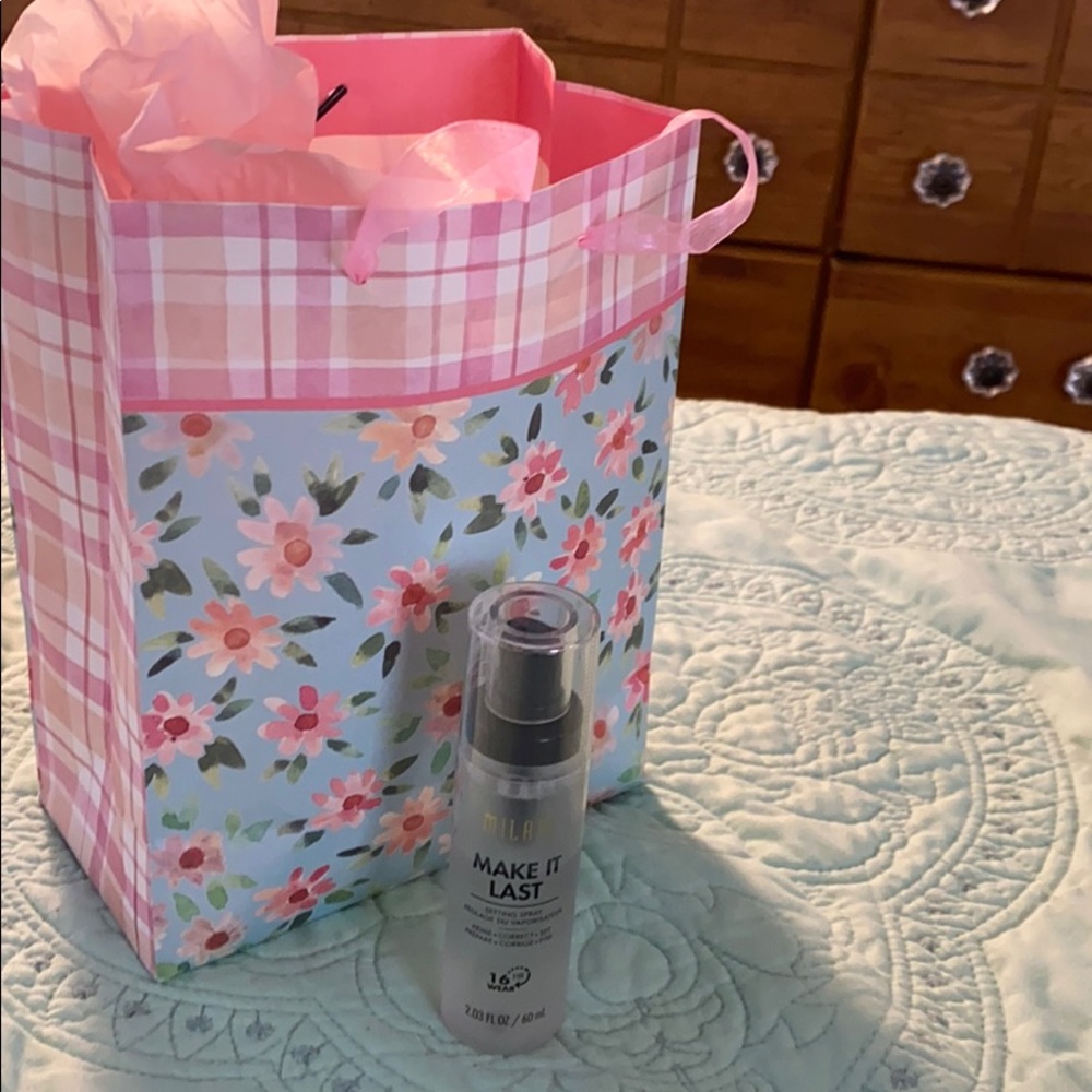 Milani Make It Last Setting Spray - 16 Hr Wear